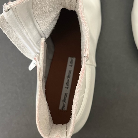 & Other Stories Women’s White Leather Booties Chunky Heel Round Toe **Size 7.5 - Picture 10 of 14